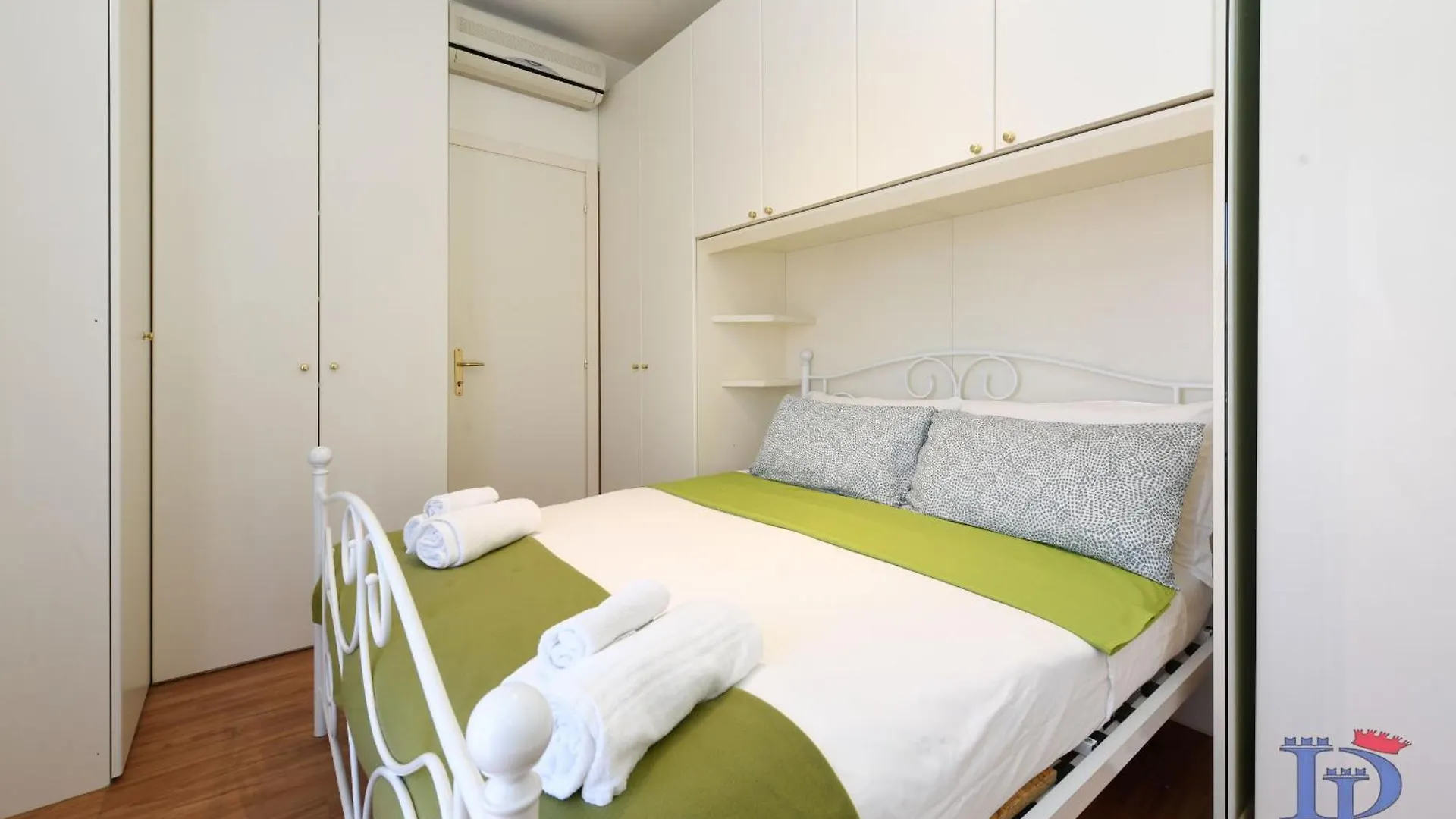 Desenzanoloft Official Partner Marriott Homes & Villas - Eden Lake View And Privat Beach Renovated In 2025 Sirmione Italia