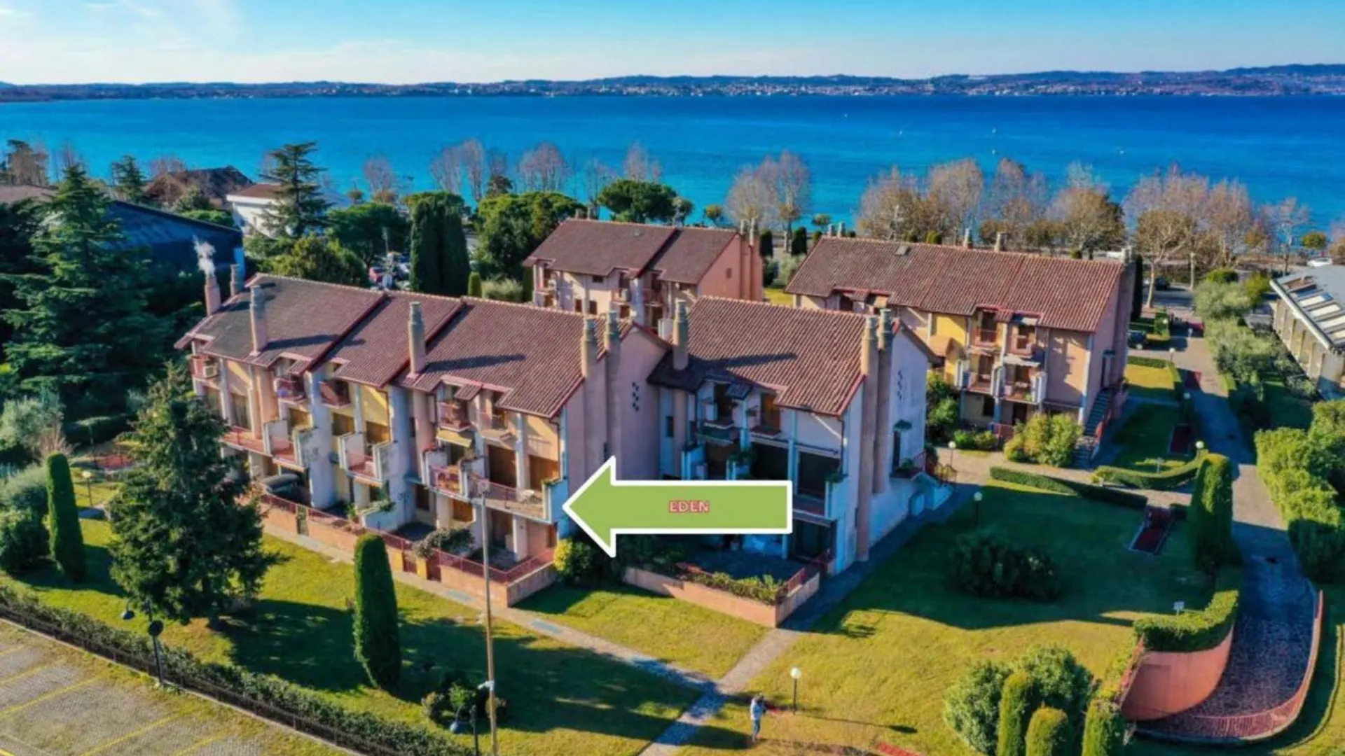 Desenzanoloft Official Partner Marriott Homes & Villas - Eden Lake View And Privat Beach Renovated In 2025 Sirmione Apartment
