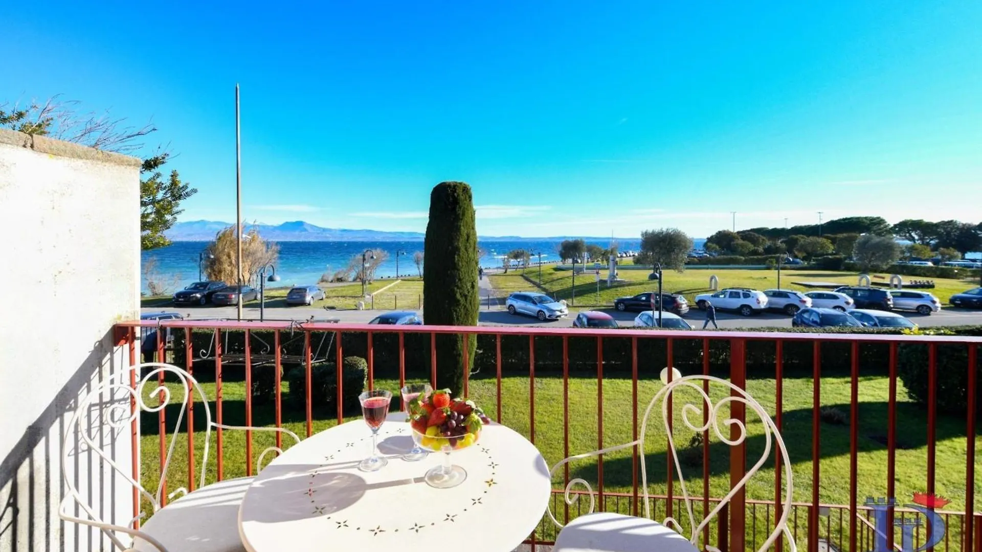 Desenzanoloft Official Partner Marriott Homes & Villas - Eden Lake View And Privat Beach Renovated In 2025 Sirmione Apartment